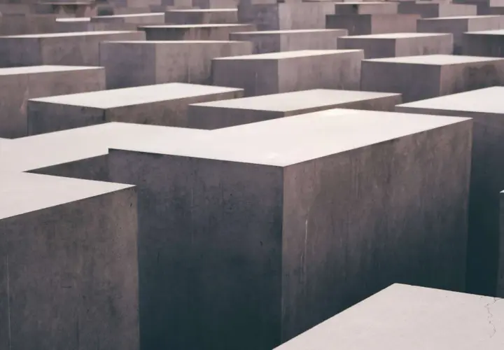 Définition du béton : Comprendre ses composants et ses usages essentiels